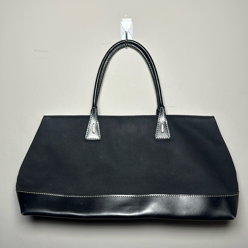 Nine West black vintage cotton trapezoid shape handbag